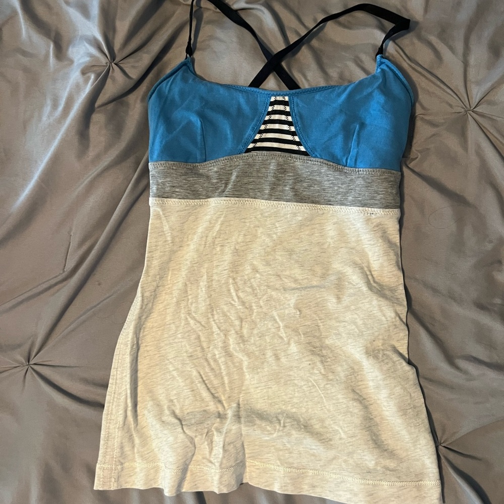Lululemon adjustable top size 2